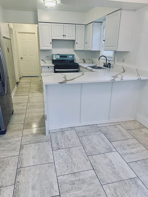 Tiny photo for 7246 S Wood Street, Chicago, IL 60636 (MLS # 12563648)