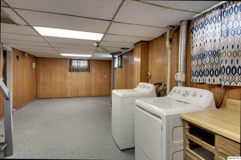 Tiny photo for 1422 N 7th St. St, Quincy, IL 62301 (MLS # 12561395)