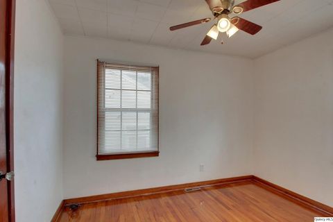 Tiny photo for 1422 N 7th St. St, Quincy, IL 62301 (MLS # 12561395)