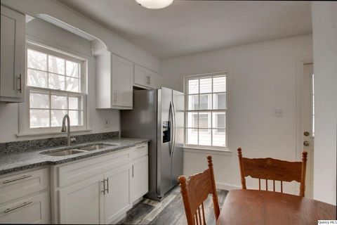 Tiny photo for 1422 N 7th St. St, Quincy, IL 62301 (MLS # 12561395)