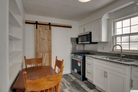 Tiny photo for 1422 N 7th St. St, Quincy, IL 62301 (MLS # 12561395)