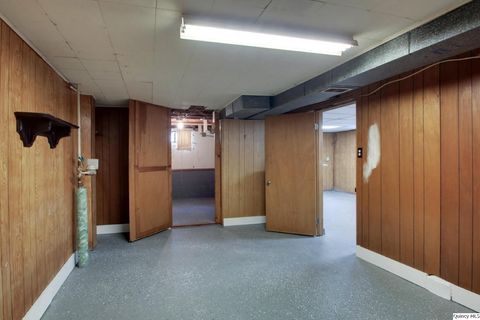 Tiny photo for 1422 N 7th St. St, Quincy, IL 62301 (MLS # 12561395)