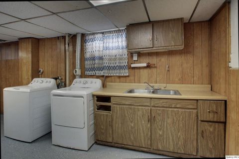 Tiny photo for 1422 N 7th St. St, Quincy, IL 62301 (MLS # 12561395)