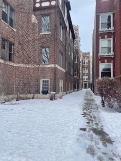 1354 W Greenleaf Avenue 1B