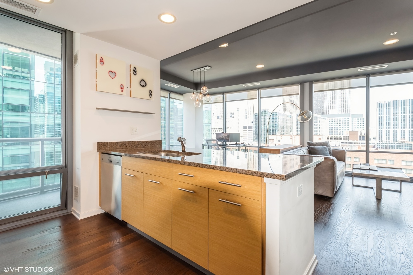 240 E Illinois Street 2202