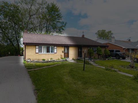 Tiny photo for 9476 Terrace Place, Des Plaines, IL 60016 (MLS # 12646297)