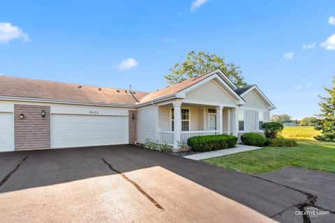 A home in Crest Hill