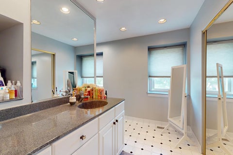 Tiny photo for 674 Sycamore Lane, Wheeling, IL 60090 (MLS # 12750387)