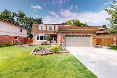 Photo of 674 Sycamore Lane, Wheeling, IL 60090 (MLS # 12750387)