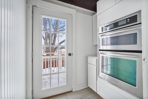 Tiny photo for 104 Magoun Street, Bloomington, IL 61701 (MLS # 12533520)