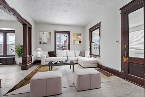 Tiny photo for 104 Magoun Street, Bloomington, IL 61701 (MLS # 12533520)