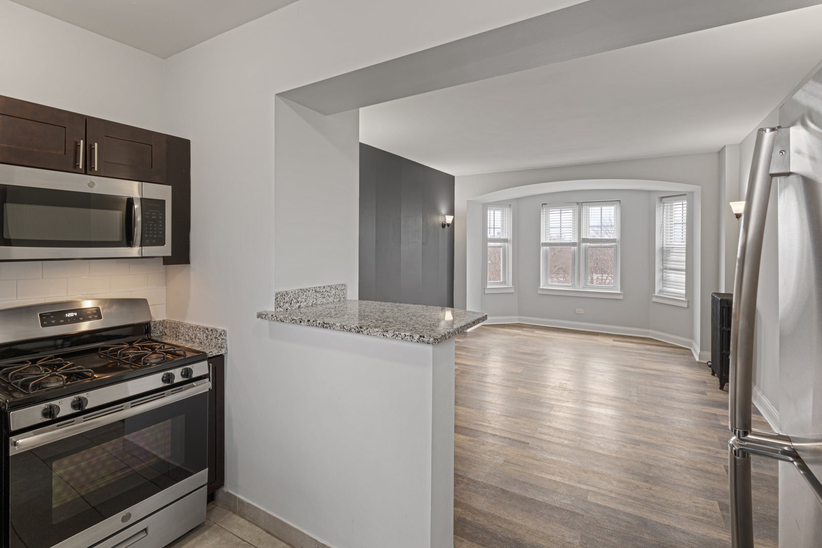 1608 W Sherwin Avenue 501