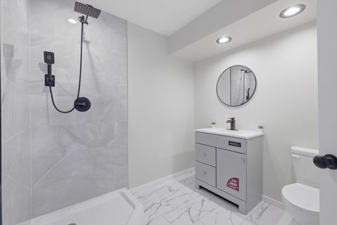 Tiny photo for 2404 Sigwalt Street, Rolling Meadows, IL 60008 (MLS # 12539997)