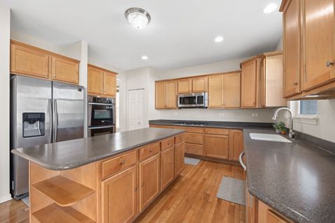 Tiny photo for 1916 BLUE HERON Circle, Bartlett, IL 60103 (MLS # 12574784)