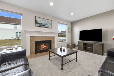 Tiny photo for 1916 BLUE HERON Circle, Bartlett, IL 60103 (MLS # 12574784)