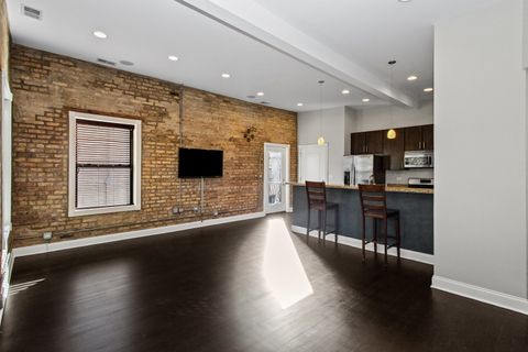 Tiny photo for 4444 N DAMEN Avenue #4E, Chicago, IL 60625 (MLS # 12514592)