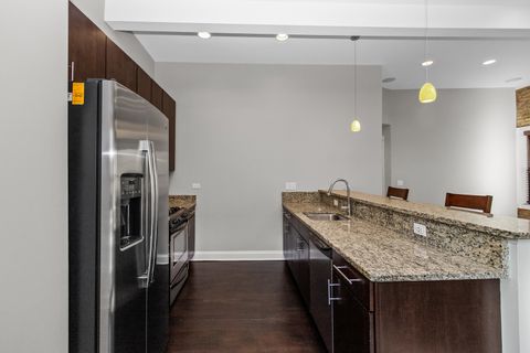 Tiny photo for 4444 N DAMEN Avenue #4E, Chicago, IL 60625 (MLS # 12514592)