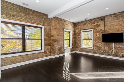 Tiny photo for 4444 N DAMEN Avenue #4E, Chicago, IL 60625 (MLS # 12514592)