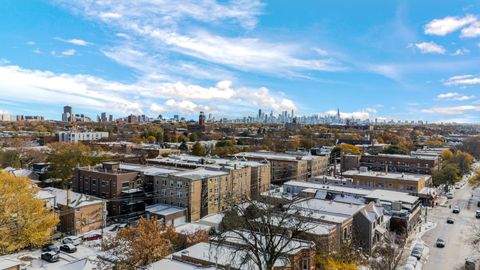 Tiny photo for 4444 N DAMEN Avenue #4E, Chicago, IL 60625 (MLS # 12514592)