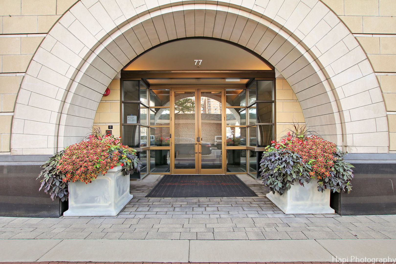 77 S Evergreen Avenue 206
