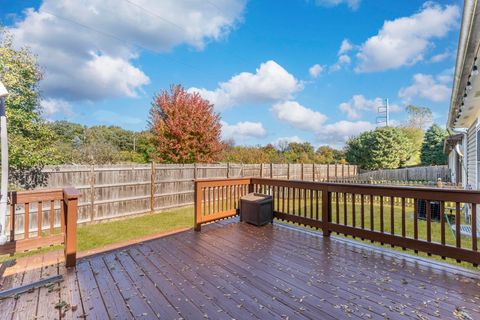 Tiny photo for 1643 Estate Circle, Naperville, IL 60565 (MLS # 12495851)