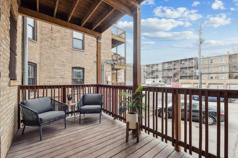 Tiny photo for 4028 N Sheridan Road #1R, Chicago, IL 60613 (MLS # 12570087)