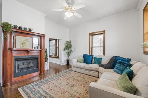Tiny photo for 4028 N Sheridan Road #1R, Chicago, IL 60613 (MLS # 12570087)