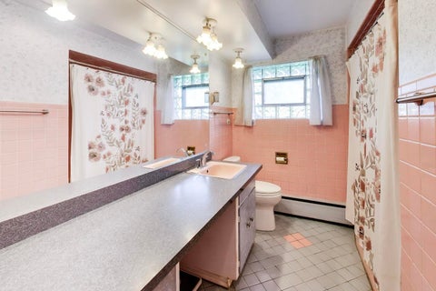 Tiny photo for 102 W Stratford Place, Mount Prospect, IL 60056 (MLS # 12789791)