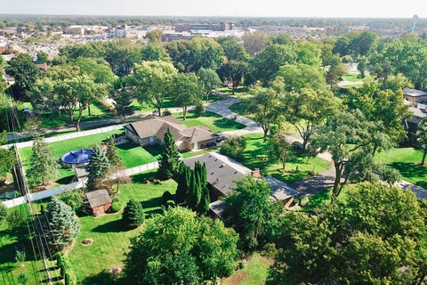 Tiny photo for 102 W Stratford Place, Mount Prospect, IL 60056 (MLS # 12789791)
