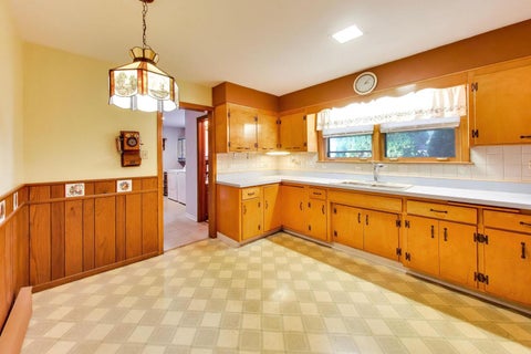 Tiny photo for 102 W Stratford Place, Mount Prospect, IL 60056 (MLS # 12789791)