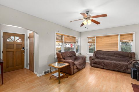 Tiny photo for 1060 Catherine Street, Joliet, IL 60435 (MLS # 12515604)