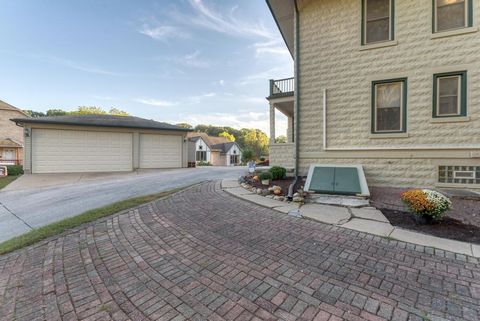 Tiny photo for 8611 Archer Avenue, Willow Springs, IL 60480 (MLS # 12418335)