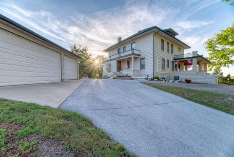 Tiny photo for 8611 Archer Avenue, Willow Springs, IL 60480 (MLS # 12418335)