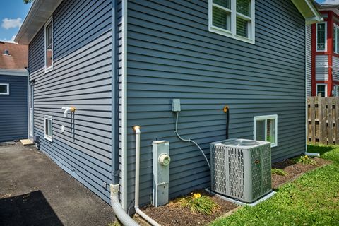 Tiny photo for 257 N Grace Street, Lombard, IL 60148 (MLS # 12606191)