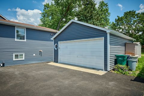 Tiny photo for 257 N Grace Street, Lombard, IL 60148 (MLS # 12606191)