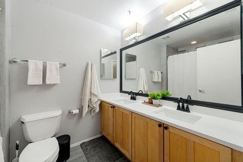 Tiny photo for 2911 N Western Avenue #513, Chicago, IL 60618 (MLS # 12514513)