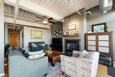 Tiny photo for 2911 N Western Avenue #513, Chicago, IL 60618 (MLS # 12514513)