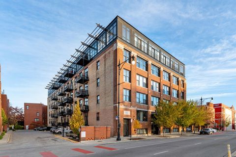 Tiny photo for 2911 N Western Avenue #513, Chicago, IL 60618 (MLS # 12514513)