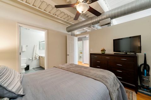 Tiny photo for 2911 N Western Avenue #513, Chicago, IL 60618 (MLS # 12514513)