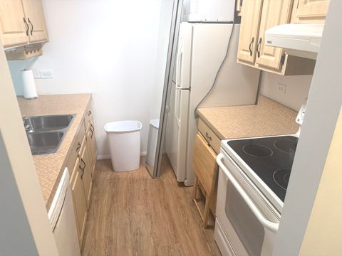 Tiny photo for 13933 James Drive #820, Crestwood, IL 60418 (MLS # 12473763)