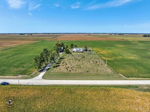 Tiny photo for 1258 E 2900 North Road, Clifton, IL 60927 (MLS # 12467759)