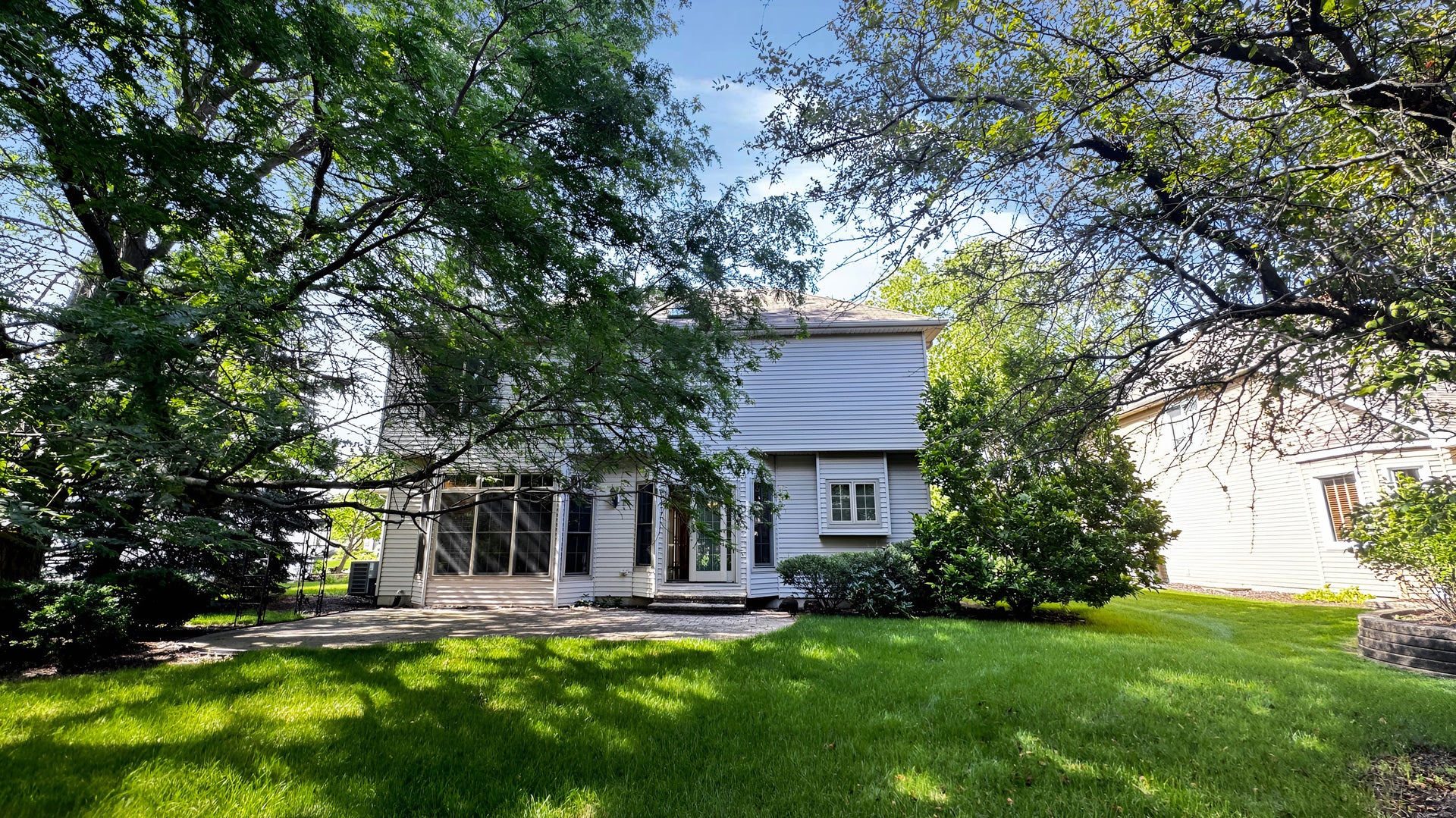 4824 Clearwater Lane