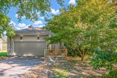 Photo of 13523 Burr Oak Road, Bloomington, IL 61705 (MLS # 12793610)