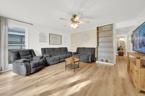 Tiny photo for 8430 S Keating Avenue, Chicago, IL 60652 (MLS # 12752234)