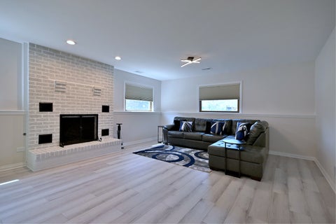 Tiny photo for 10542 Camelot Street, Westchester, IL 60154 (MLS # 12699480)
