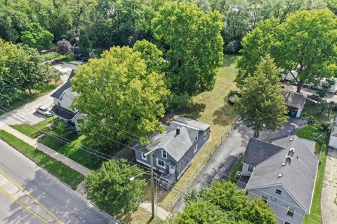 Tiny photo for 608 E Washington Street, Joliet, IL 60433 (MLS # 12489523)