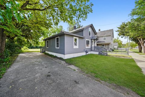 Tiny photo for 608 E Washington Street, Joliet, IL 60433 (MLS # 12489523)