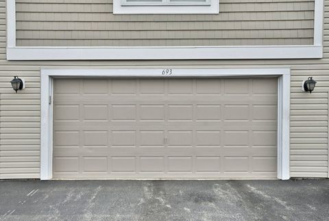 Tiny photo for 693 Le Parc Circle, Buffalo Grove, IL 60089 (MLS # 12548576)