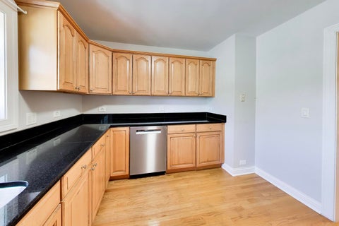 Tiny photo for 215 S EVERGREEN Avenue #C, Arlington Heights, IL 60005 (MLS # 12793139)