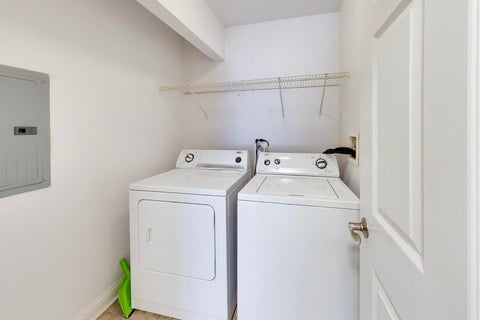 Tiny photo for 215 S EVERGREEN Avenue #C, Arlington Heights, IL 60005 (MLS # 12793139)